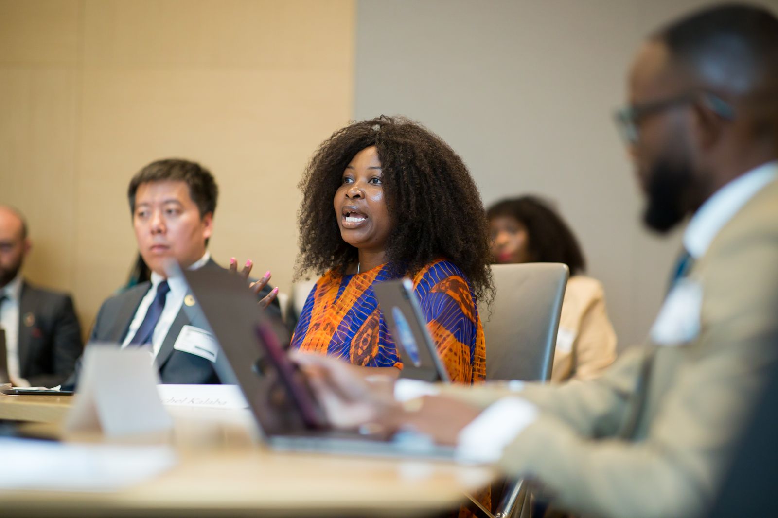 A young fellow making her point in a cross-border session.
